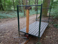 použití hydraulického zvedáku.jpg